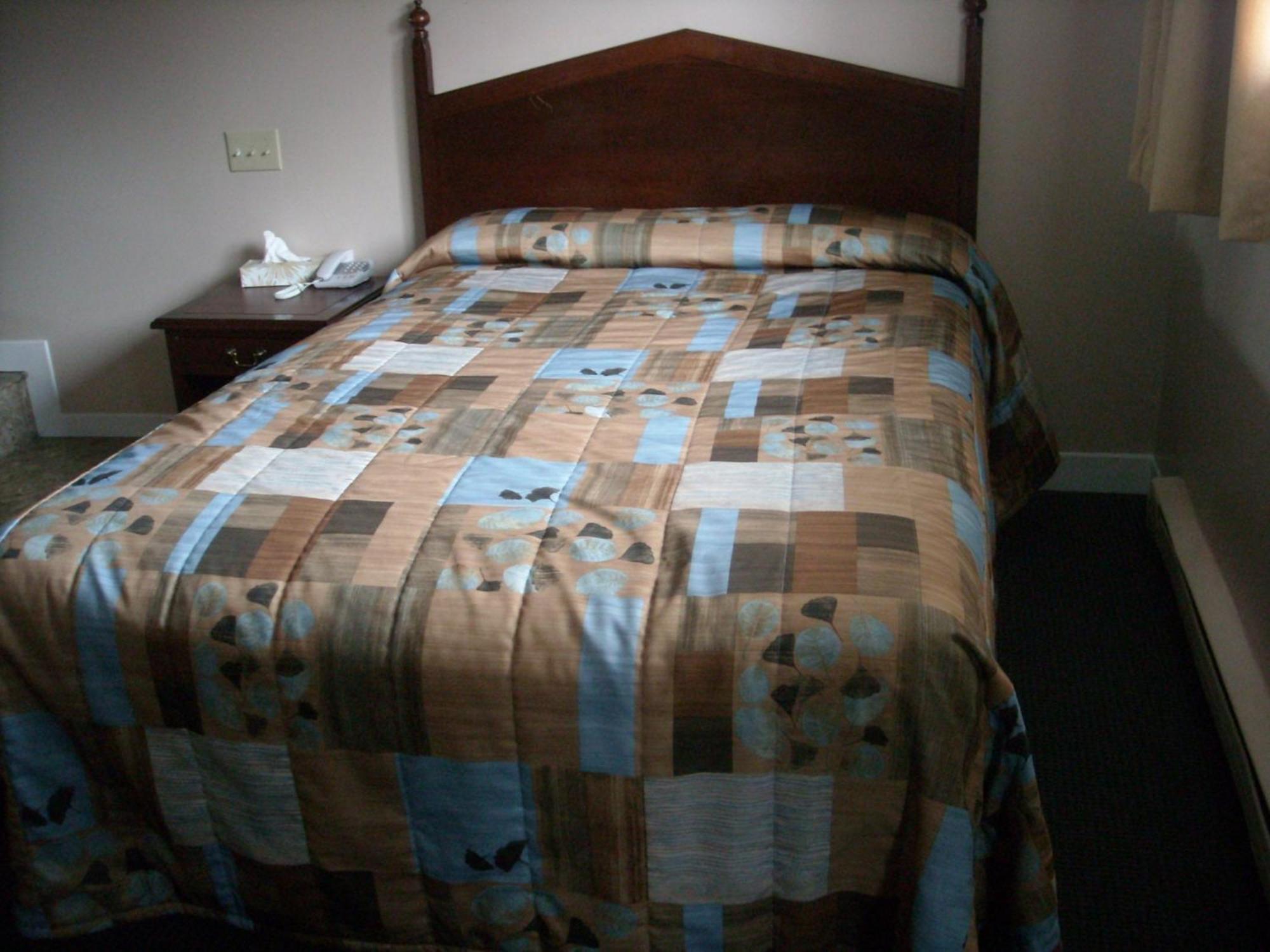 Grand Motel Saint-Hubert Longueuil Zewnętrze zdjęcie