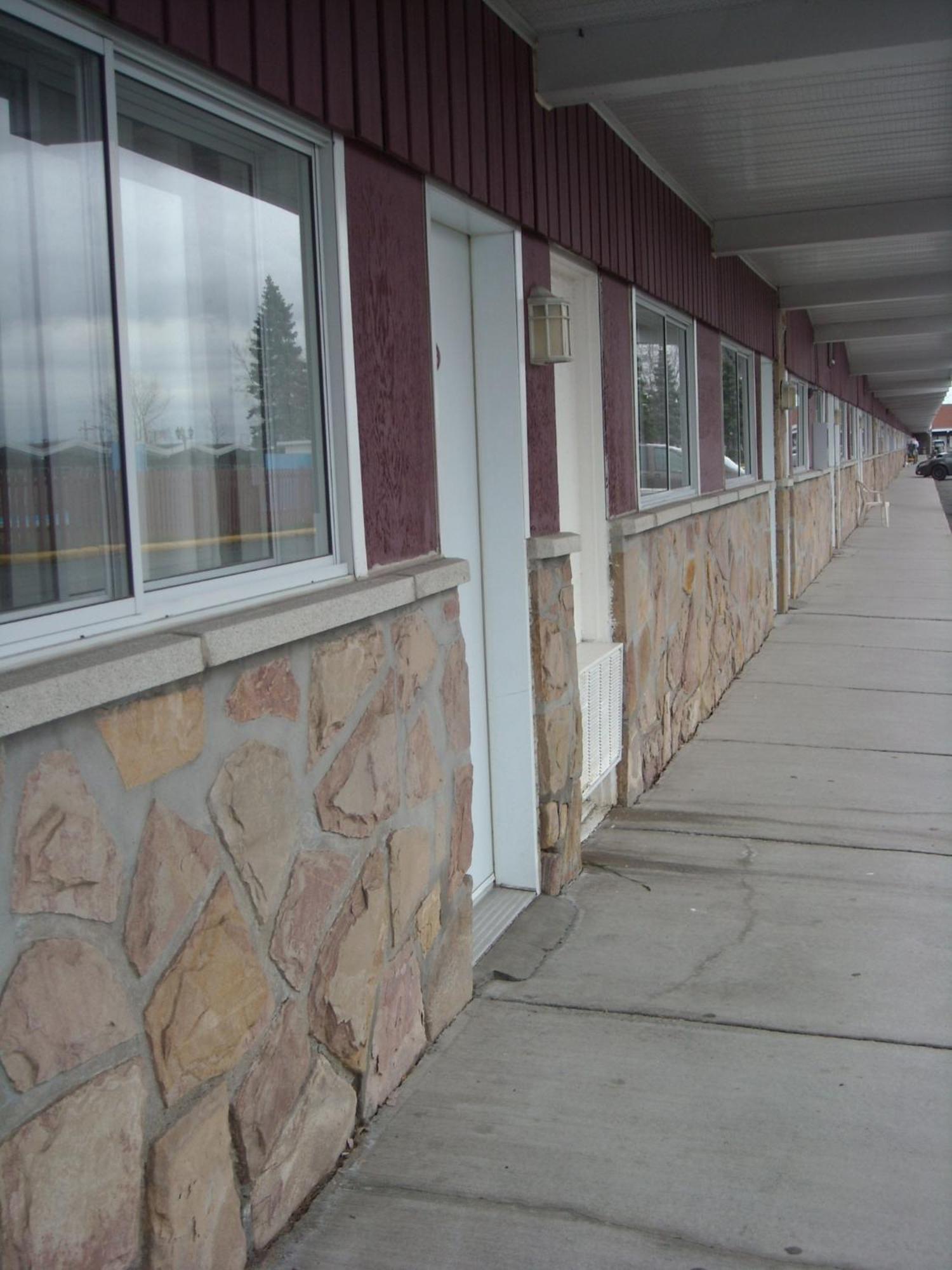 Grand Motel Saint-Hubert Longueuil Zewnętrze zdjęcie